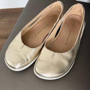 Be Lenka Gold Women's Flats